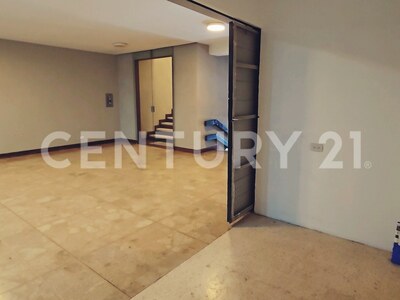 ALQUILER DE LOCAL COMERCIAL EN CENTRO COLÓN — Foto 7