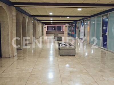 ALQUILER DE LOCAL COMERCIAL EN CENTRO COLÓN — Foto 3