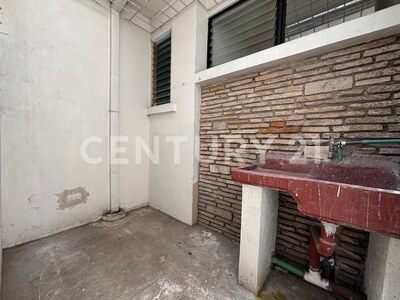 ALQUILER DE CASA USO MIXTO EN BARRIO ESCALANTE, 1 SOLA PLANTA — Foto 22