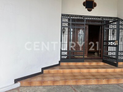 VENTA PROPIEDAD DE ALTA PLUSVALÍA EN URBANIZACIÓN CRISTAL, LA URUCA – SAN JOSÉ — Foto 3