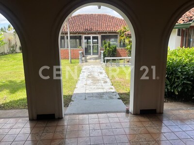 VENTA PROPIEDAD DE ALTA PLUSVALÍA EN URBANIZACIÓN CRISTAL, LA URUCA – SAN JOSÉ — Foto 5
