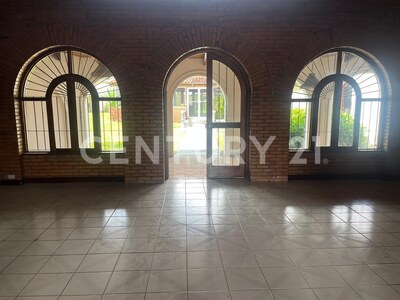 VENTA - CASA - MÁS LOTE EN URBANIZACIÓN CRISTAL, LA URUCA, SAN JOSÉ — Foto 7