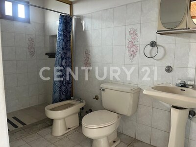VENTA - CASA - MÁS LOTE EN URBANIZACIÓN CRISTAL, LA URUCA, SAN JOSÉ — Foto 14