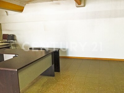 VENTA DE PROPIEDAD CON 2 LOCALES COMERCIALES Y 5 APARTAMENTOS, CRISTO REY, SAN JOSÉ — Foto 3