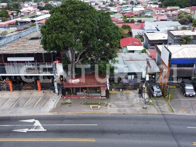 VENTA DE LOCAL COMERCIAL EN SAN FRANCISCO DOS RIOS — Foto 2