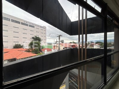 LOCAL COMERCIAL U OFICINA, BARRIO ESCALANTE, 75 M² — Foto 6