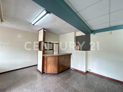 VENTA DE EDIFICIO CON OFICINAS Y APARTAMENTO – BARRIO ARANJUEZ, SAN JOSÉ — Foto 4