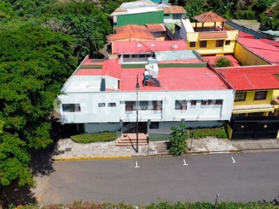 VENTA DE EDIFICIO CON OFICINAS Y APARTAMENTO – BARRIO ARANJUEZ, SAN JOSÉ — Foto 20