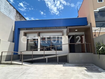 VENTA DE LOCAL COMERCIAL EXCELENTE UBICACIÓN – SAN PEDRO, SAN JOSÉ — Foto 2