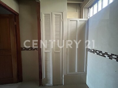 VENTA DE LOCAL COMERCIAL EXCELENTE UBICACIÓN – SAN PEDRO, SAN JOSÉ — Foto 11