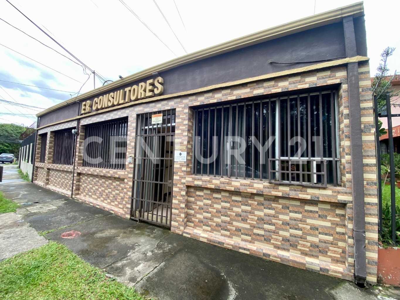 ALQUILER DE OFICINAS EN SABANA OESTE — Foto 2