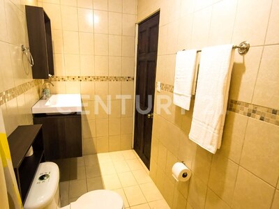 VENTA DE EDIFICIO CON 6 APARTAMENTOS, CURRIDABAT, LOMAS DE AYARCO SUR — Foto 13