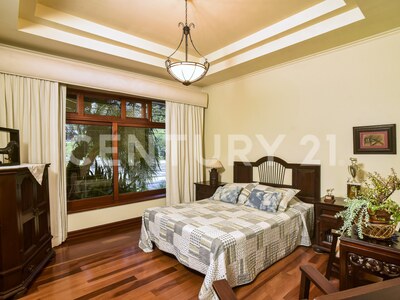 Venta de Hermosa Villa en San Rafael de Heredia — Foto 26
