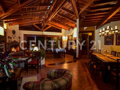 Venta de Hermosa Villa en San Rafael de Heredia — Foto 13