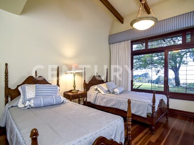 Venta de Hermosa Villa en San Rafael de Heredia — Foto 31