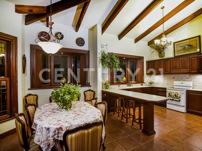 Venta de Hermosa Villa en San Rafael de Heredia — Foto 20