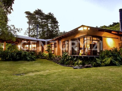 Venta de Hermosa Villa en San Rafael de Heredia — Foto 2