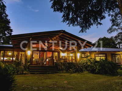 Venta de Hermosa Villa en San Rafael de Heredia — Foto 41