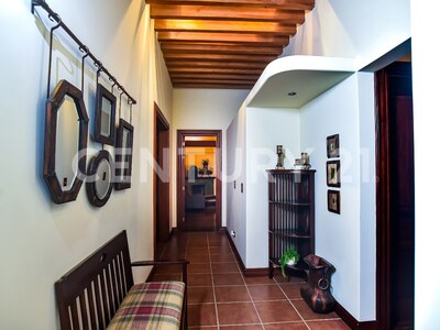 Venta de Hermosa Villa en San Rafael de Heredia — Foto 22