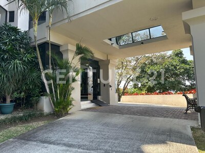 En venta apartamento en primera planta en Escazú — Foto 23