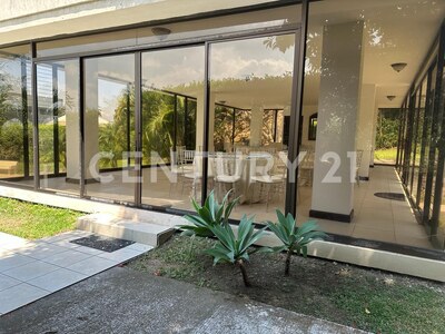 En venta apartamento en primera planta en Escazú — Foto 24
