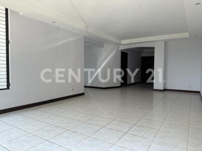 En venta apartamento en primera planta en Escazú — Foto 19