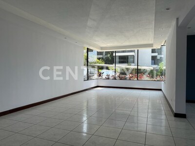 En venta apartamento en primera planta en Escazú — Foto 22