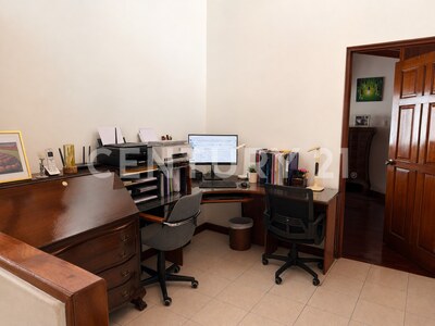 Venta de Casa en Condominio en La Uruca — Foto 15
