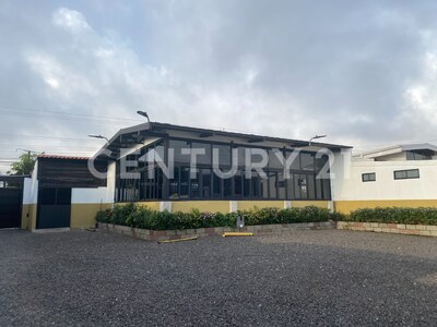 En venta excepcional propiedad comercial en San Francisco de  Heredia — Foto 9