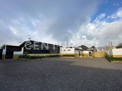En venta excepcional propiedad comercial en San Francisco de  Heredia — Foto 2
