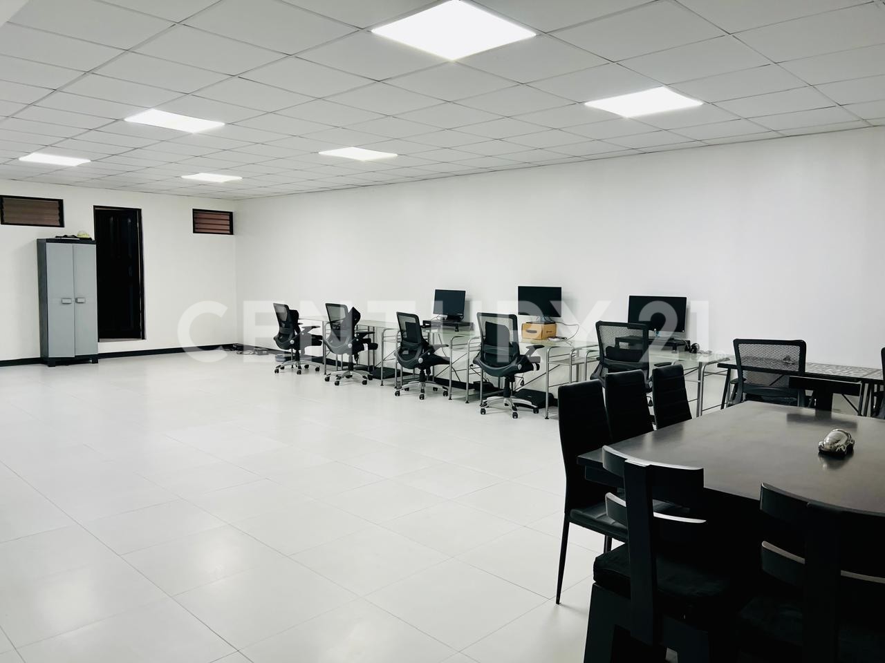 Alquiler de propiedad comercial, en Curridabat, José María Zeledón — Foto 10