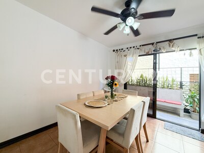 Venta de hermosa casa en Brasil Santa Ana — Foto 6