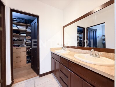 Venta de hermosa casa en Brasil Santa Ana — Foto 14