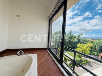 Venta de apartamento en San Rafael, Escazú — Foto 19