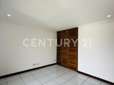 Venta de apartamento en San Rafael, Escazú — Foto 12
