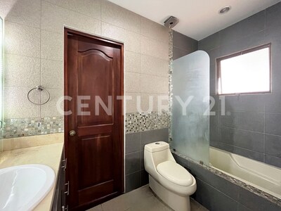 Alquiler de exclusiva casa en Brasil de Mora Ciudad Colon — Foto 21
