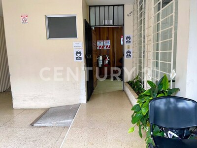 Venta de propiedad comercial en  El Carmen, San José — Foto 6
