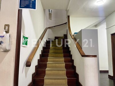 Venta de propiedad comercial en el Carmen, San José — Foto 7