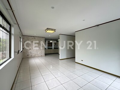 Venta de casa en Santo Domingo de Heredia — Foto 3