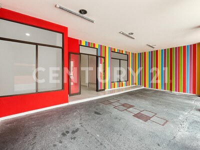 VENTA DE EDIFICIO COMERCIAL EN CARTAGO — Foto 2