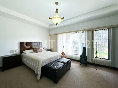 En venta casa en Lomas de Ayarco Sur- Curridabat — Foto 15