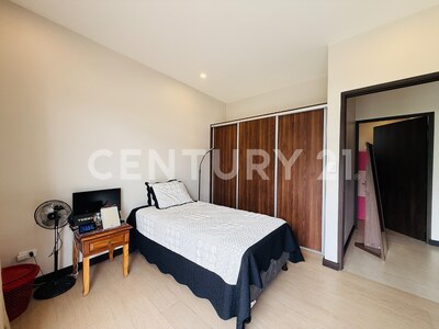 Venta de Exclusiva Residencia Familiar en Francosta – Ulloa, Heredia — Foto 28