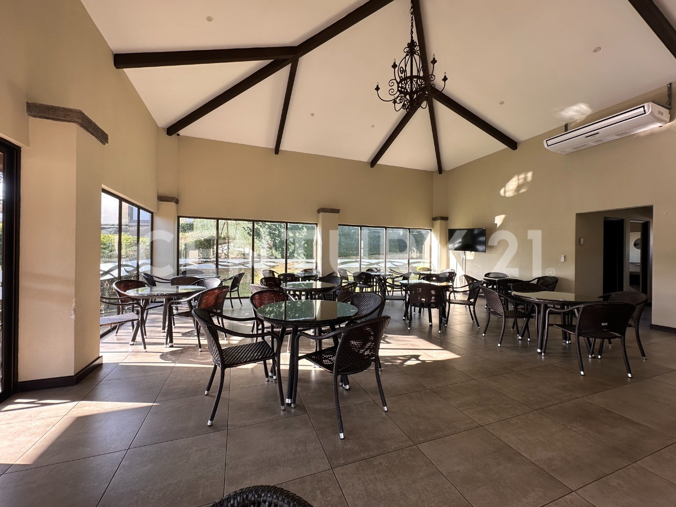 Venta de Exclusiva Residencia Familiar en Francosta – Ulloa, Heredia — Foto 48