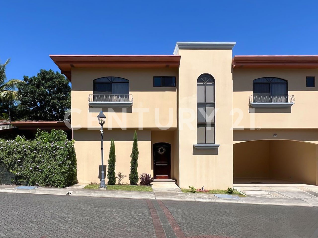 Venta de amplia casa en condominio en Brasil de Mora — Foto 2