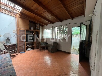 SE VENDE casa para remodelar uso mixto San Francisco de Dos Ríos — Foto 12