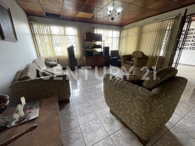 SE VENDE casa para remodelar uso mixto San Francisco de Dos Ríos — Foto 7