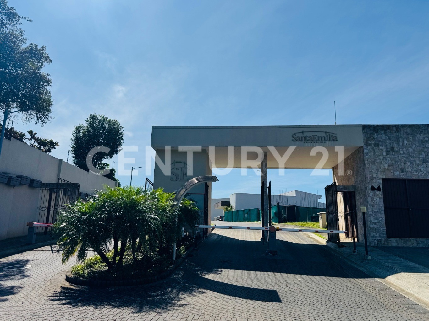 Venta de lote en condominio Santa Emilia, La Ceiba de Alajuela. — Foto 2