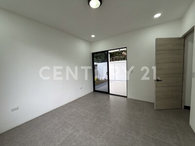Venta de casa  en Atenas con acceso inmediato a ruta 27. — Foto 13