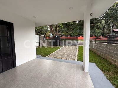 Venta de casa  en Atenas con acceso inmediato a ruta 27. — Foto 5