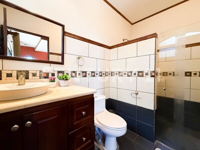 Venta de casa en Santa Ana, Piedades, San José — Foto 16